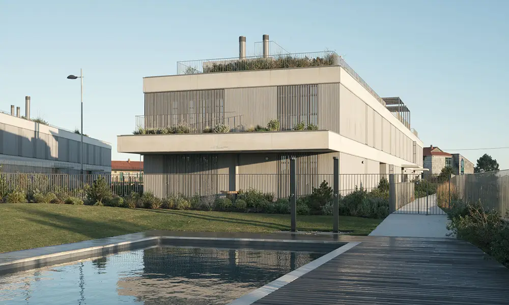 Fachada de madera exterior en Foxos